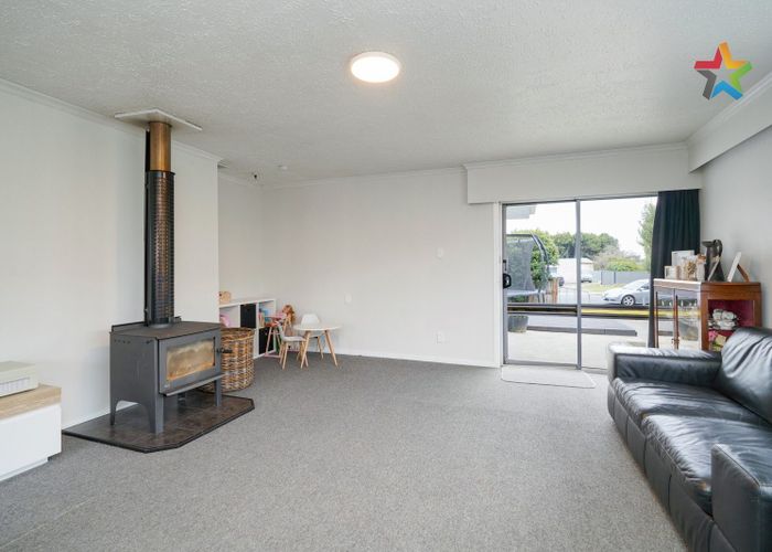  at 6 Paisley Street, Kew, Invercargill