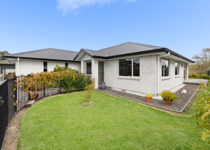  at 208 Hollister Lane, Ohauiti, Tauranga