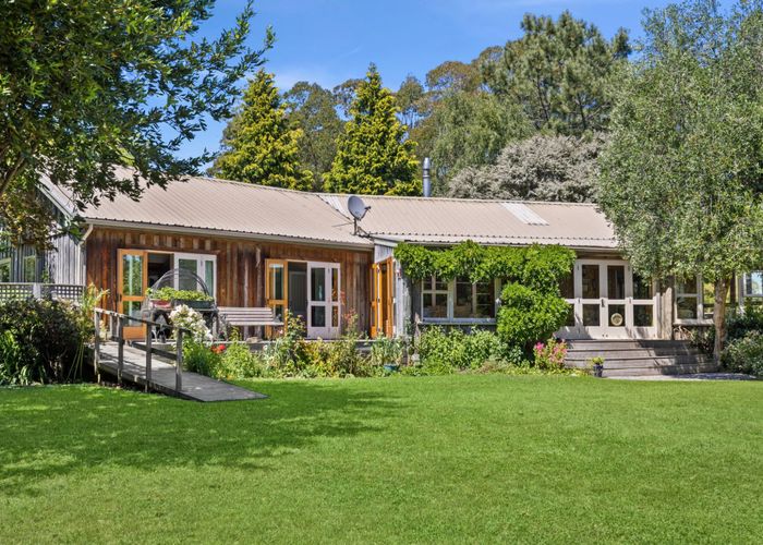  at 128 Kina Peninsula Road, Tasman, Upper Moutere
