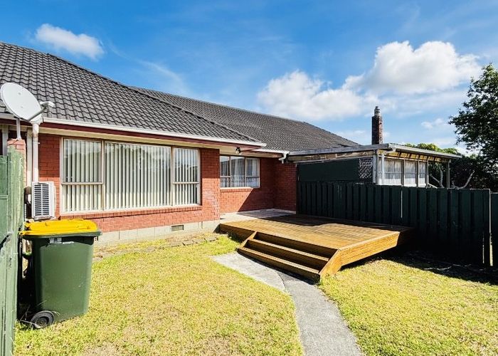  at 60 Strid Road, Te Atatu South, Waitakere City, Auckland