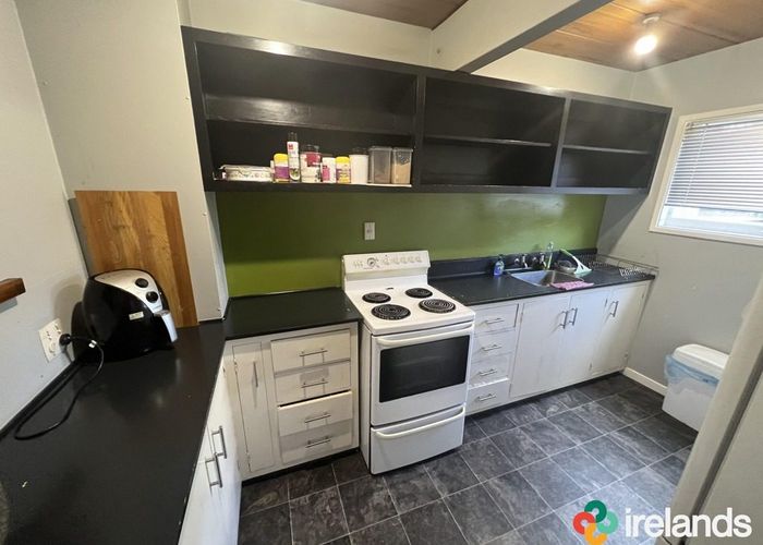  at 2/3 Seddon St, Beckenham, Christchurch City, Canterbury