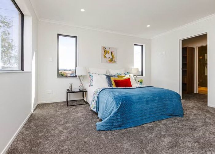  at 100 Seymour Road, Sunnyvale, Waitakere City, Auckland