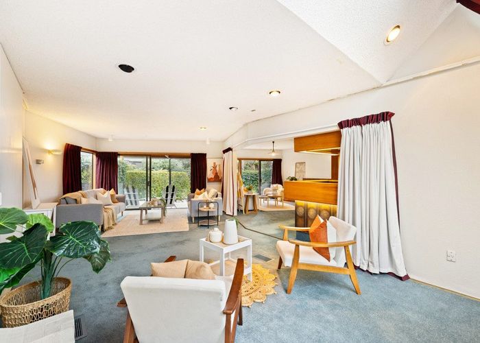  at 40 Browns Road, St. Albans, Christchurch City, Canterbury