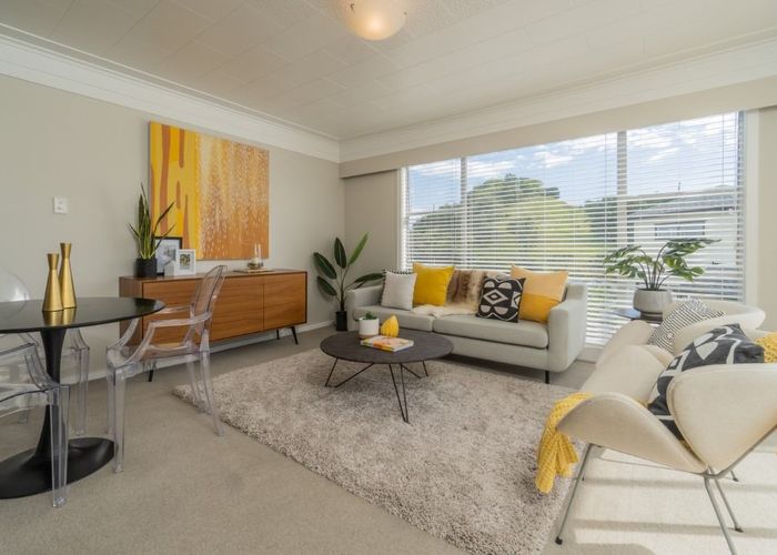  at 6/6 Roskill Way, Three Kings, Auckland