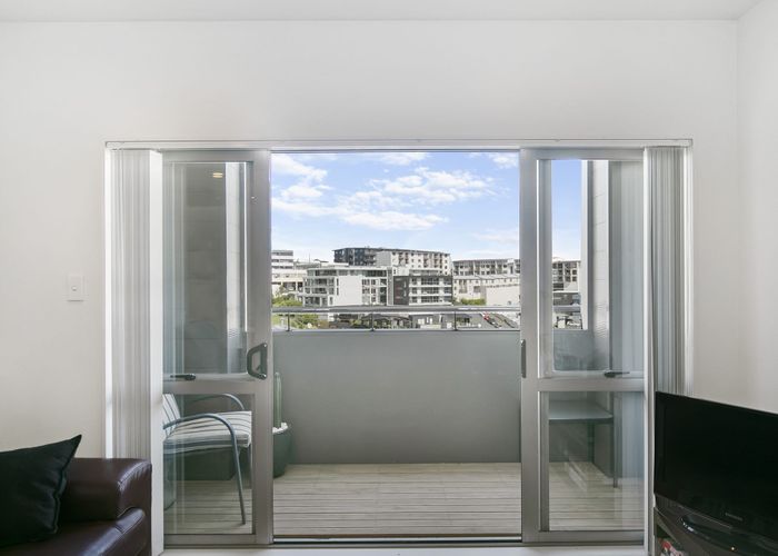  at 2D/121 Newton Road, Eden Terrace, Auckland