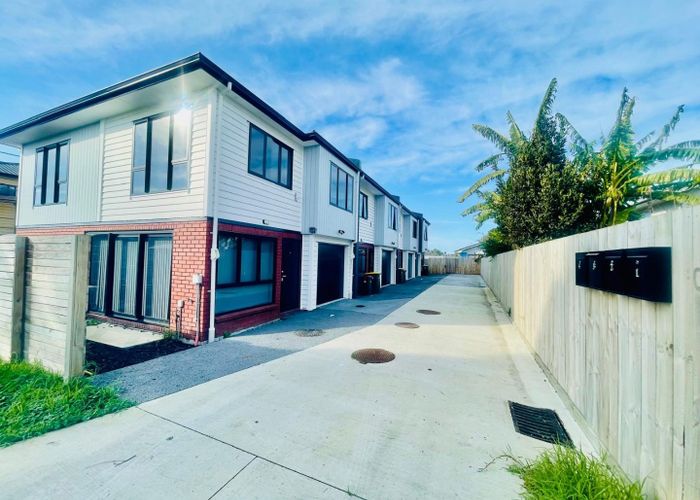  at 10A Benton Place, Manurewa, Auckland