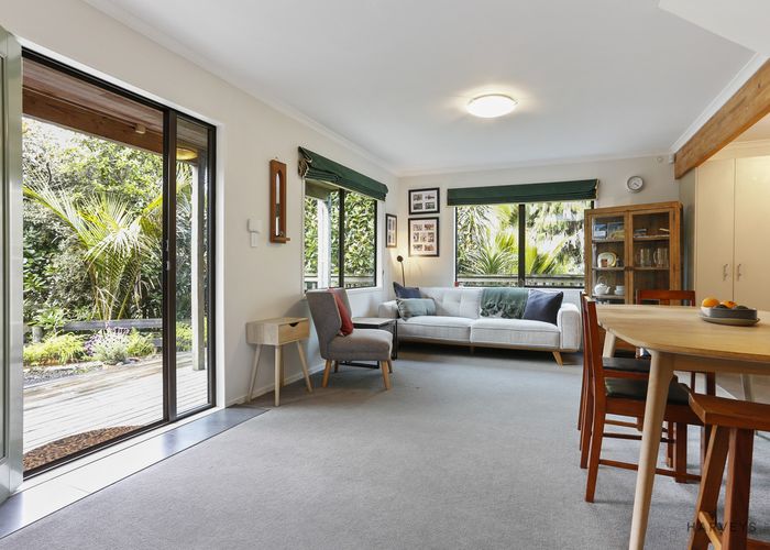  at 212 Shaw Road, Oratia, Auckland