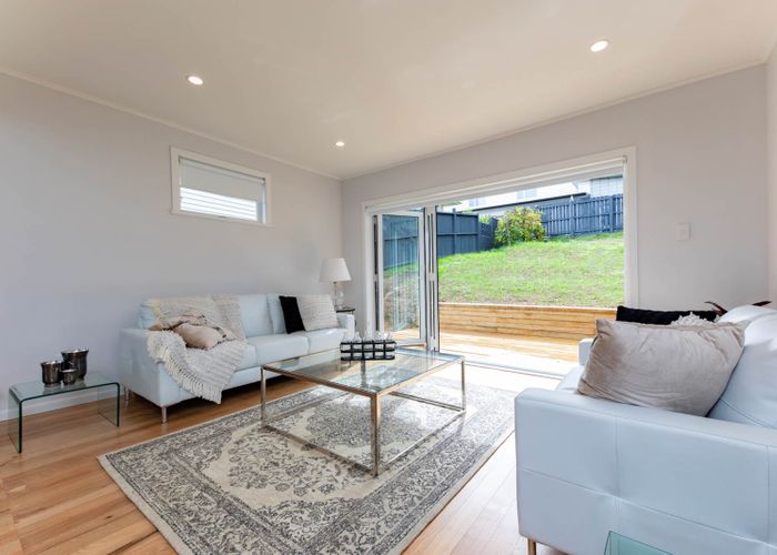  at 33 Mary Dreaver Street, New Windsor, Auckland