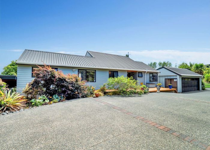  at 11 North Way, Titirangi, Waitakere City, Auckland