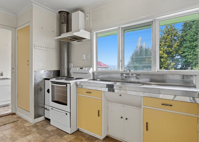  at 14 Slade Street, Greerton, Tauranga, Bay Of Plenty