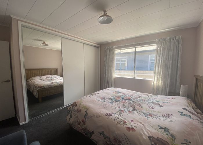  at 1/5 Charles Street, Belmont, Lower Hutt, Wellington