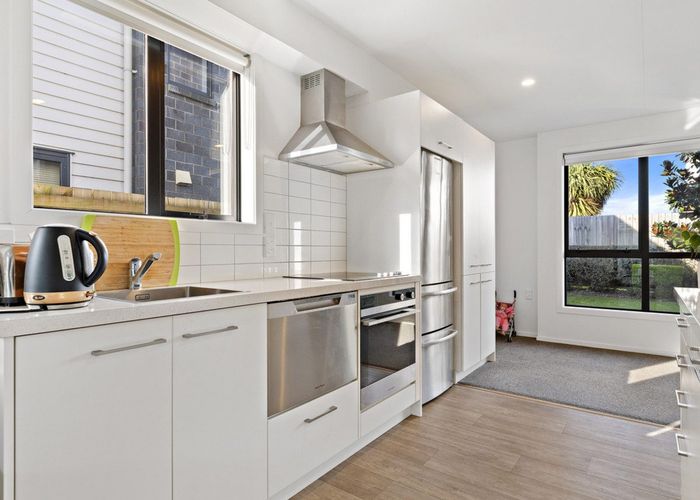  at 11/14 Buffon Street, Waltham, Christchurch