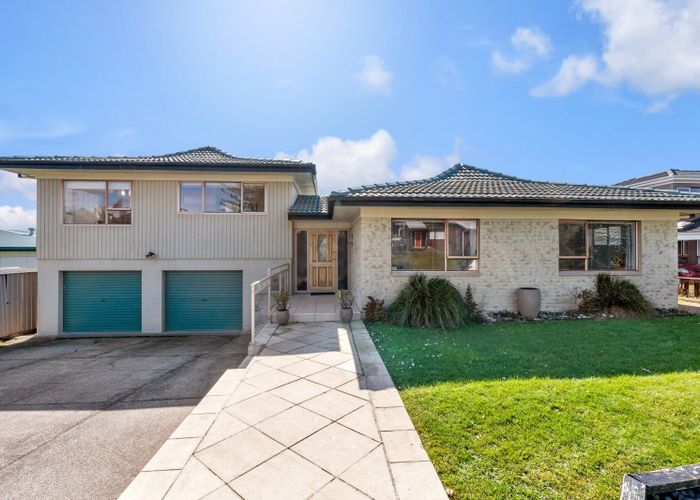  at 7 Sunnyview Avenue, Shelly Park, Manukau City, Auckland