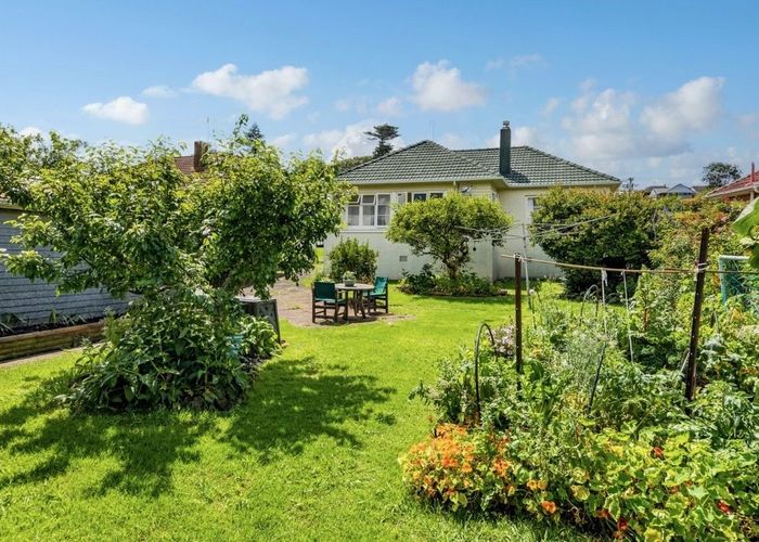  at 49 Fearon Avenue, Mount Roskill, Auckland