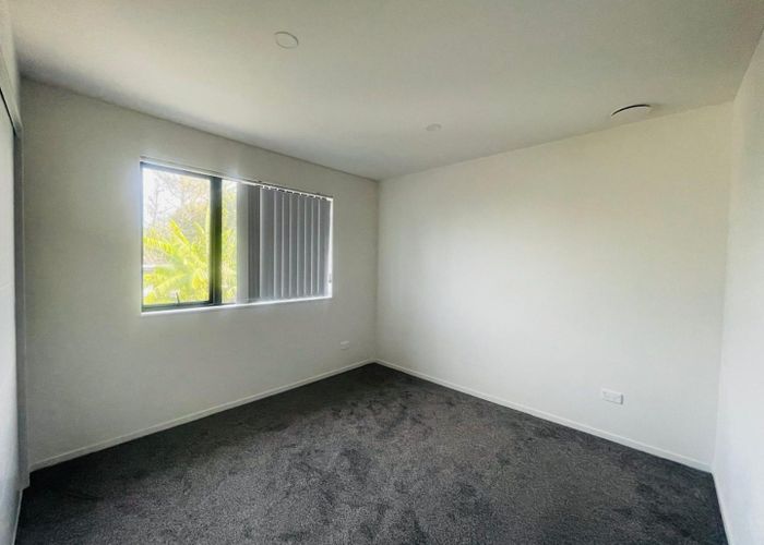  at 10B Benton Place, Manurewa, Auckland