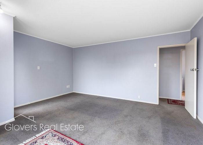  at 2/27 Poinsettia Place, Henderson, Auckland