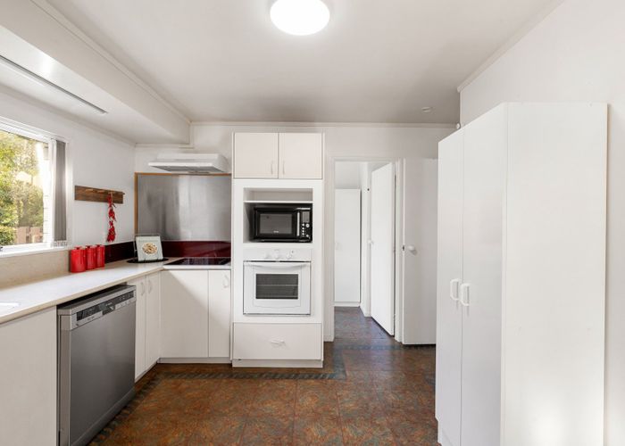  at 3 Perindale Drive, Chartwell, Hamilton