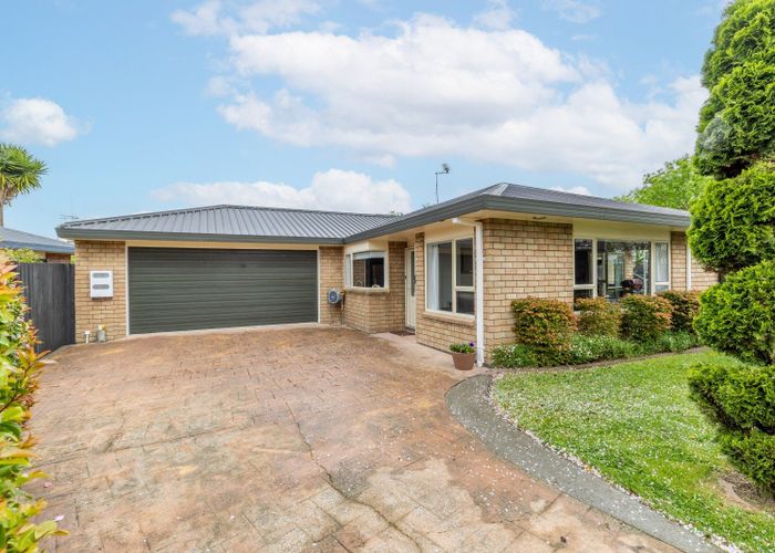  at 43 Bouverie Crescent, Flagstaff, Hamilton, Waikato