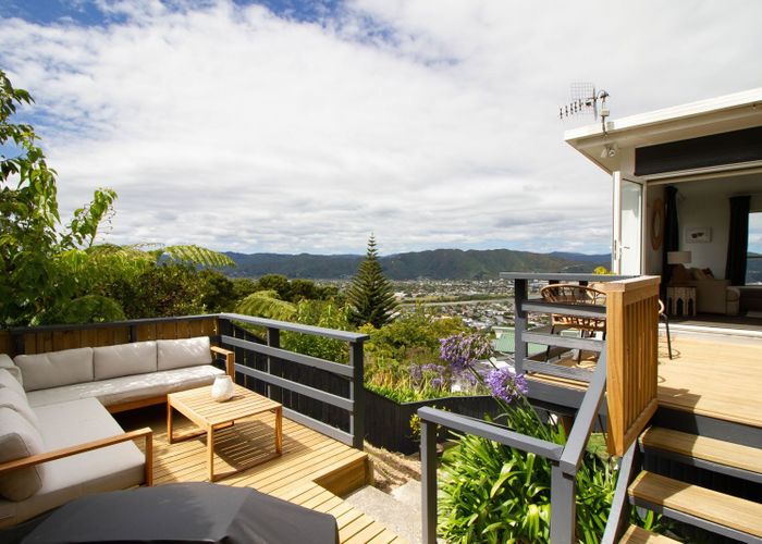  at 1 Jacaranda Grove, Maungaraki, Lower Hutt, Wellington