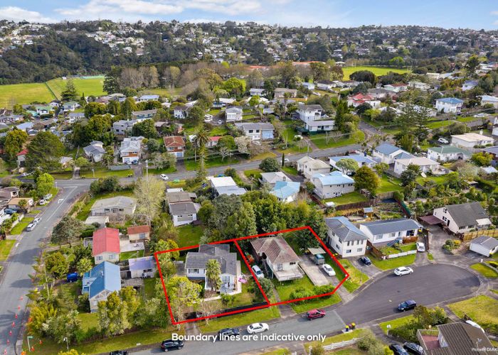  at 4 Garner Place, Glenfield, Auckland