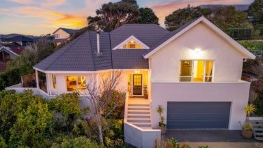  at 20 Portage Place, Whitby, Porirua