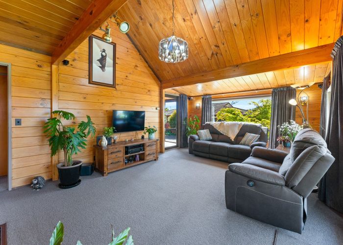  at 13 Knights Grove, Otaki