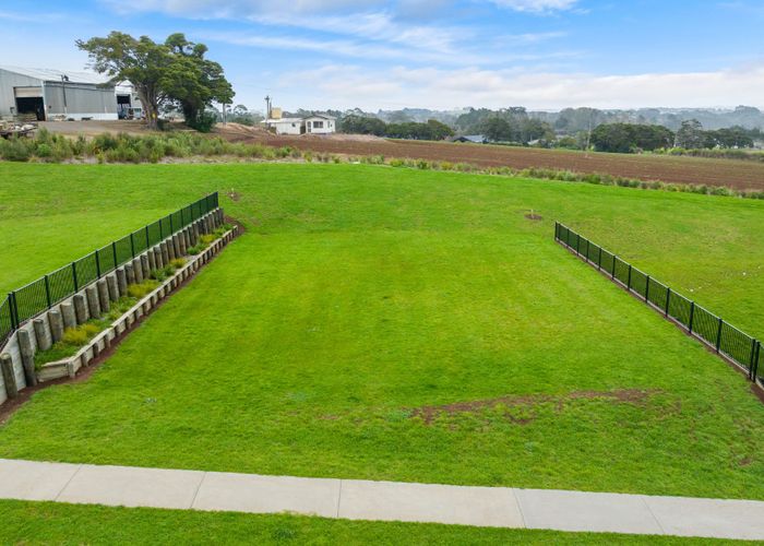  at 14 Kerr Crescent, Patumahoe, Pukekohe