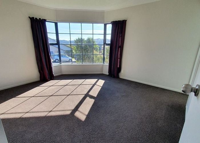  at 26 Kentwood Drive, Woodridge, Wellington, Wellington