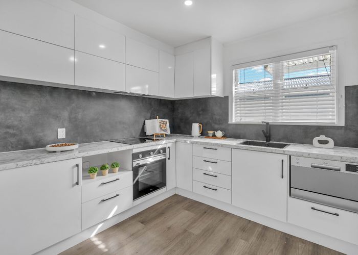  at 1/109 Target Road, Totara Vale, North Shore City, Auckland