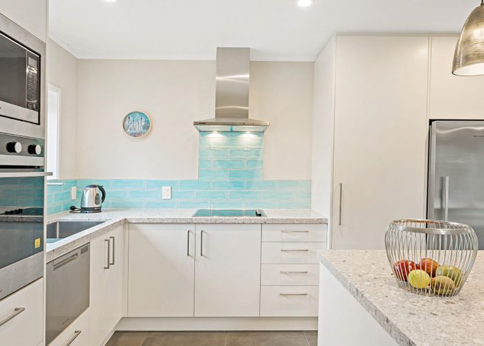  at 1/116 Celtic Crescent, Ellerslie, Auckland