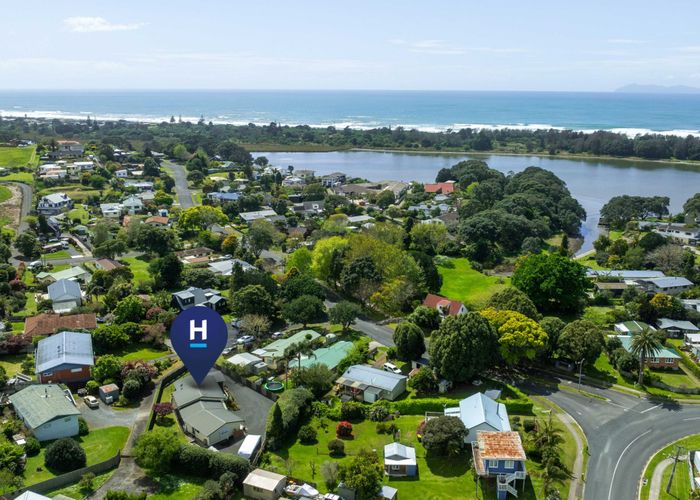  at 1 Nathan Place, Athenree, Waihi Beach