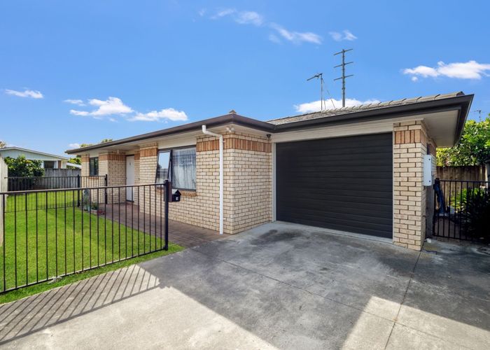  at 10E Yorkshire Road, Silverdale, Hamilton, Waikato