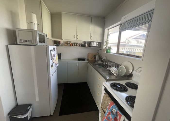  at 1/133 Queens Drive, Lyall Bay, Wellington, Wellington