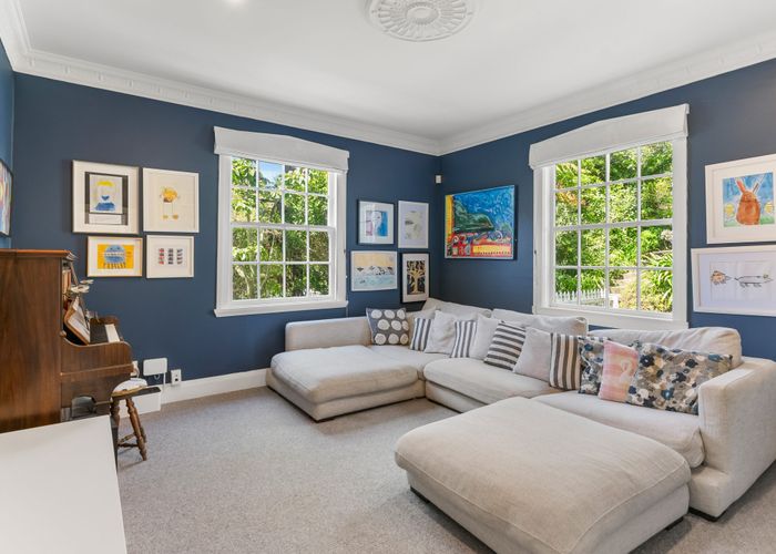  at 112 Karori Road, Karori, Wellington, Wellington