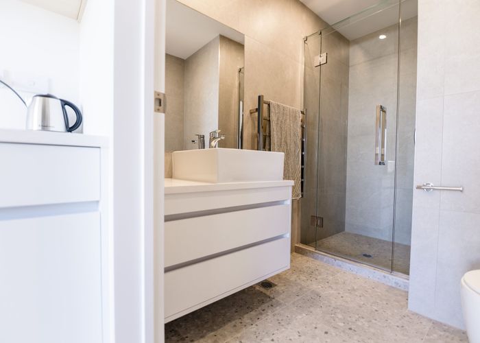  at Room 4/11/872 Mount Eden Rd, Three Kings, Auckland City, Auckland