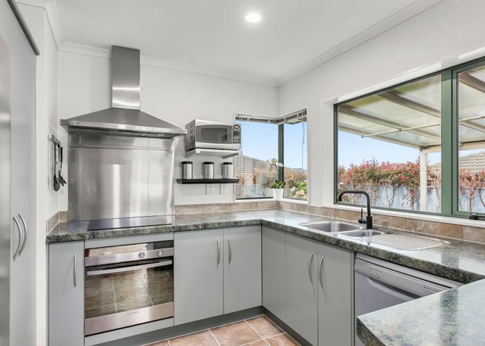  at 12  Percy Kinsman Crescent, Riverstone Terraces, Upper Hutt, Wellington