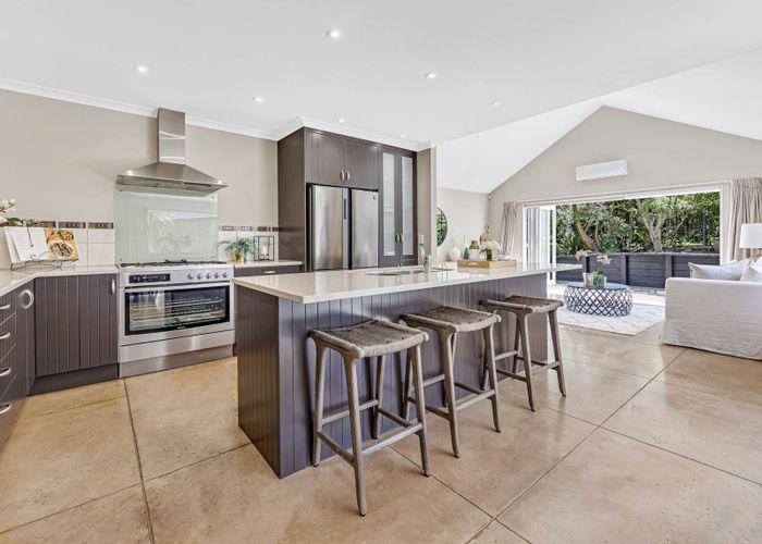  at 54 English Oak Drive, Schnapper Rock, Auckland