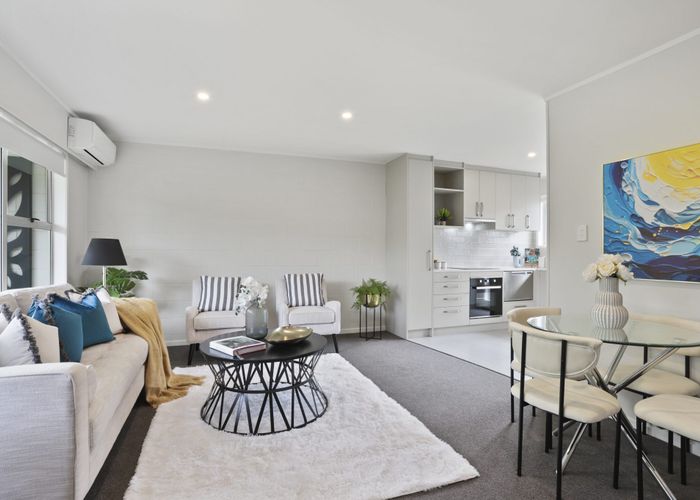  at 2/59 Newington Road, Henderson, Waitakere City, Auckland