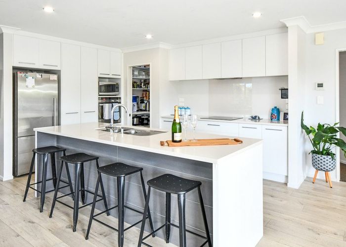  at 25 Searle Drive, Patumahoe