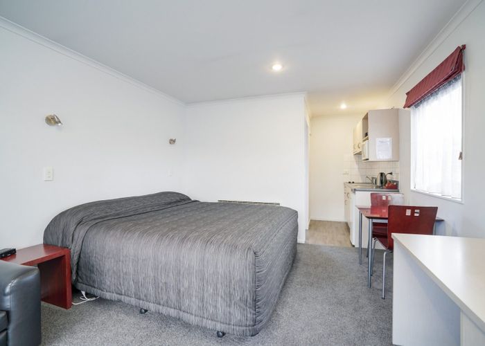  at 8D Camden Street, Turnbull Thomson Park, Invercargill, Southland