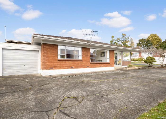  at 78a Lawrence Crescent, Hill Park, Manukau City, Auckland