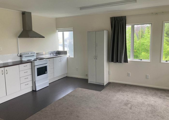  at 5/6A Botany Road, Howick, Manukau City, Auckland