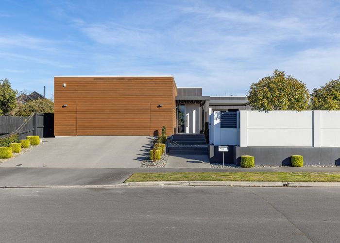  at 11 Saint Pauls Place, Burwood, Christchurch City, Canterbury