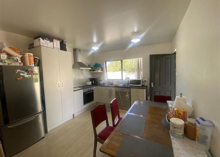  at 2/77 Carrington Avenue, Hillcrest, Hamilton, Waikato