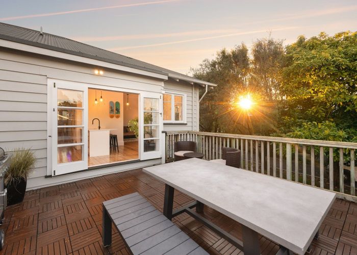  at 214 River Road, Claudelands, Hamilton, Waikato