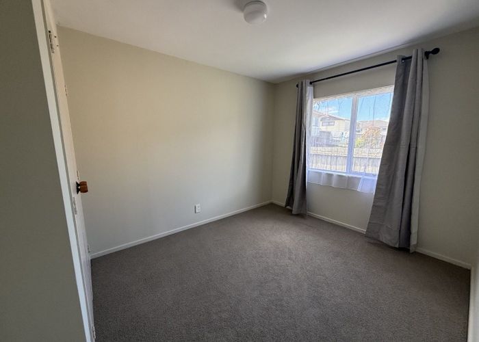  at 91B  Triangle Road, Massey, Waitakere City, Auckland