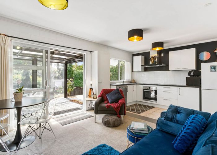  at 2/14 Argyle Street, Herne Bay, Auckland City, Auckland