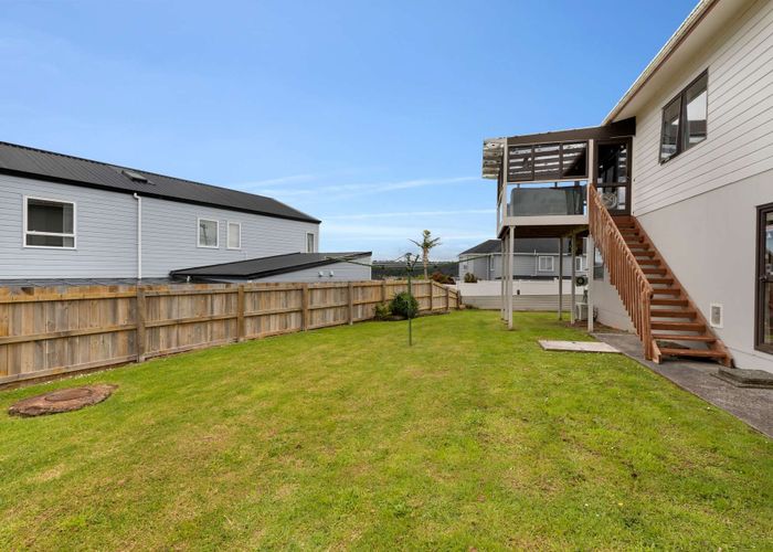 at 3 Wallace Road, Ranui, Auckland