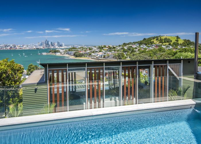  at 19 Jubilee Avenue, Devonport, Auckland