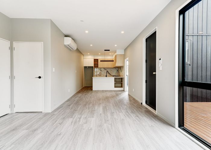  at 2 Kama Place, Sunnynook, North Shore City, Auckland